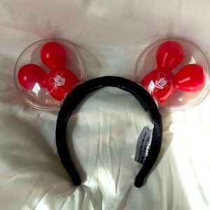 Disney balloon best day ever ears red NWOT